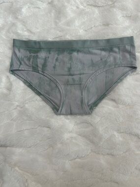 Victoria’s Secret Tie Dye Panty M